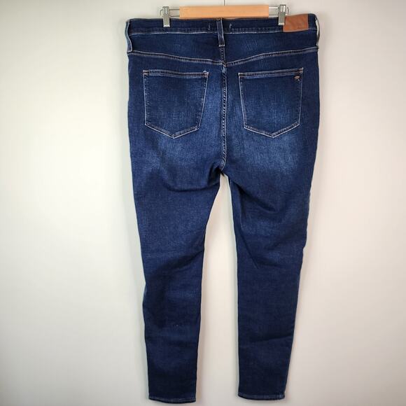Madewell 9" Mid-Rise Skinny Jeans in Campton Wash Size 34 Dark Wash Denim - Picture 6 of 9